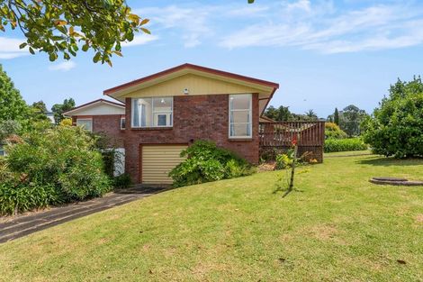 Photo of property in 1/2 Gretel Place, Hillcrest, Auckland, 0627