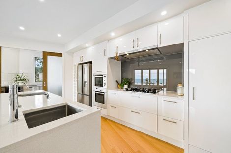 Photo of property in 73 Moana Road, Plimmerton, Porirua, 5026