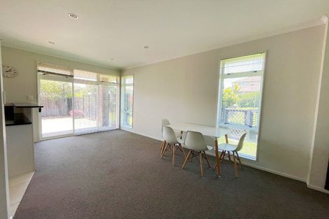 Photo of property in 1 Bartlett Drive, Silverdale, 0932