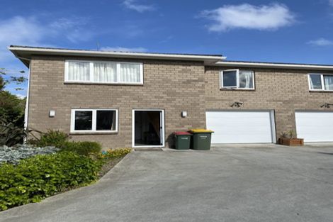 Photo of property in 9 Humphrey Kemp Avenue, Henderson, Auckland, 0612