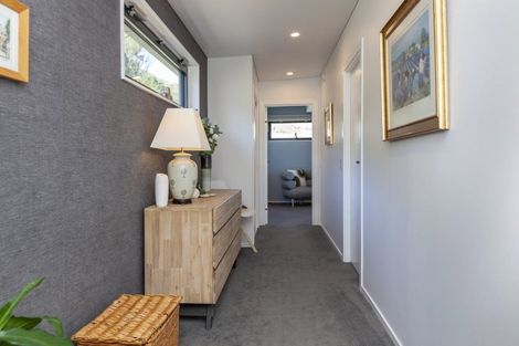 Photo of property in 101 Kakariki Grove, Waikanae, 5036