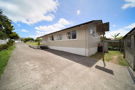 Photo of property in 25 Lachlan Place, Favona, Auckland, 2024