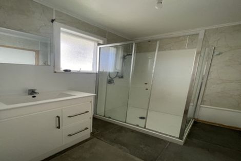 Photo of property in 32 Edinburgh Avenue, Rosehill, Papakura, 2113