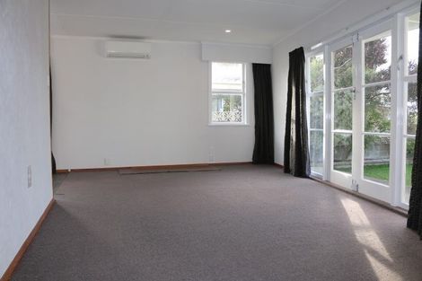 Photo of property in 70 Keith Street, Roslyn, Palmerston North, 4414