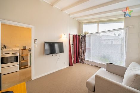 Photo of property in 708f4- Fergusson Drive, Elderslea, Upper Hutt, 5018