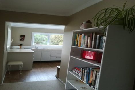 Photo of property in 22 Hammond Avenue, Hatfields Beach, Orewa, 0931