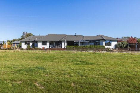 Photo of property in 10 Hanalin Drive, Marton, 4710