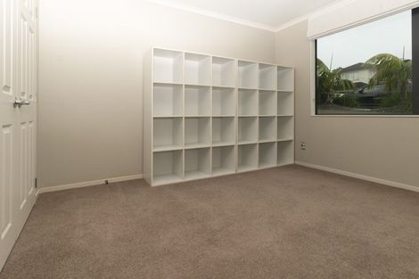 Photo of property in 74 Oakway Drive, Schnapper Rock, Auckland, 0632