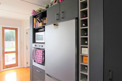 Photo of property in 183 Riverside Drive, Waterloo, Lower Hutt, 5011