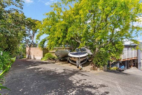 Photo of property in 1/3 Swann Beach Road, Stanmore Bay, Whangaparaoa, 0932