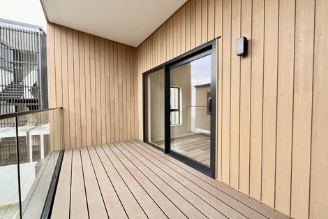 Photo of property in 12/92 Cambridge Terrace, Waterloo, Lower Hutt, 5011