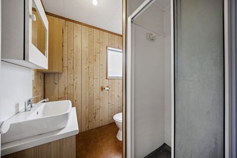 Photo of property in 6 Helen Place, Raglan, 3225