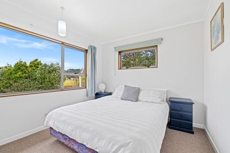 Photo of property in 12 Omutu Street, Oakura, Hikurangi, 0184