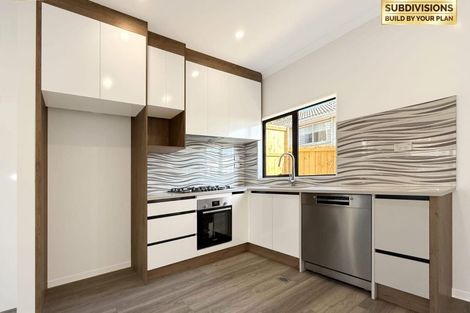 Photo of property in 260 Don Buck Road, Massey, Auckland, 0614