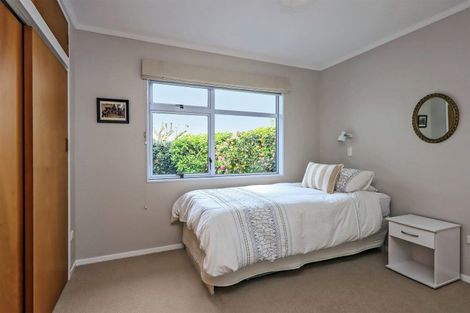 Photo of property in 34 Kent Terrace, Taradale, Napier, 4112