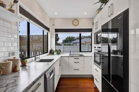 Photo of property in 7 Princes Street, Hawera, 4610