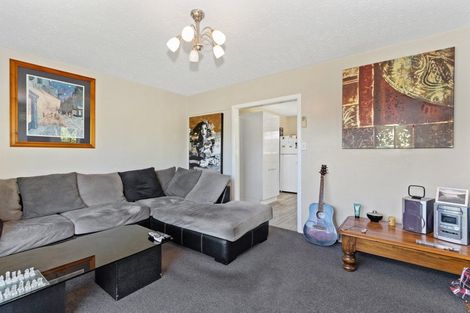 Photo of property in 2/11 Peckham Lane, Woolston, Christchurch, 8062