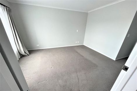 Photo of property in 15 Purei Lane, Massey, Auckland, 0614