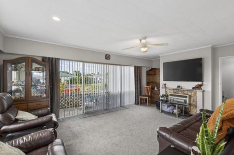 Photo of property in 7a Blake Street, Waitara, 4320