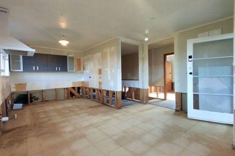 Photo of property in 33 Castor Crescent, Cannons Creek, Porirua, 5024