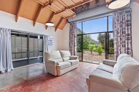 Photo of property in 35 Bay View Road, Whangarei Heads, Whangarei, 0174