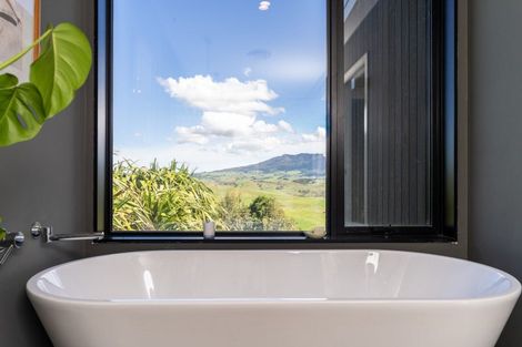 Photo of property in 176 Maungatawhiri Road, Raglan, 3295