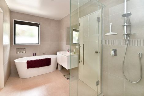 Photo of property in 69 Maygrove Drive, Orewa, 0931