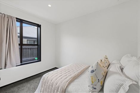 Photo of property in 18a Blighs Road, Strowan, Christchurch, 8052