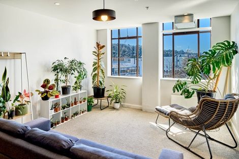 Photo of property in Unit 306,l3, 306/14 Laings Road, Hutt Central, Lower Hutt, 5010