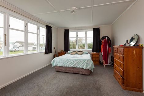 Photo of property in 12 Freyberg Terrace, Waipukurau, 4200