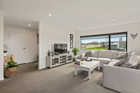 Photo of property in 14 Newman Road, Rolleston, 7614