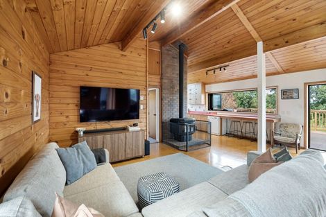 Photo of property in 1845 Kakaramea Road, Ngahinapouri, Hamilton, 3290
