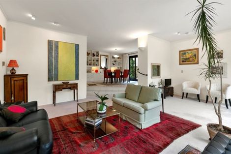 Photo of property in Highwic, 32u1 Hobson Street, Thorndon, Wellington, 6011