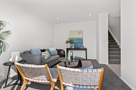 Photo of property in 16 Hema Road, Hobsonville, 0616