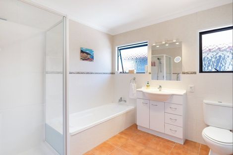 Photo of property in 33a Campbell Road, Mount Maunganui, 3116