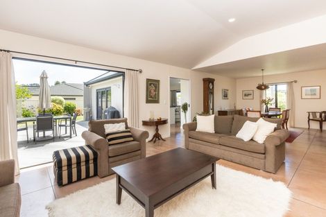 Photo of property in 29 Pukekura Place, Taradale, Napier, 4112