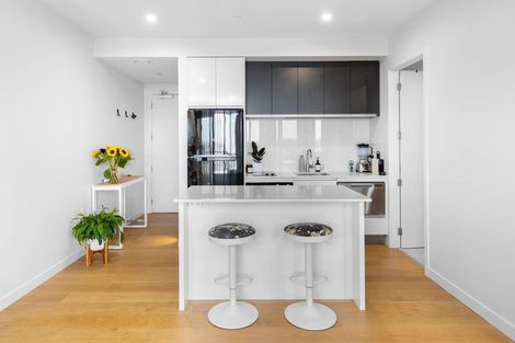 Photo of property in Frank Sargeson Apts, 308/80 Anzac Street, Takapuna, Auckland, 0622