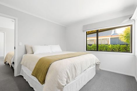 Photo of property in 2/2 Rhodes Fall, Rangatira Park, Taupo, 3330