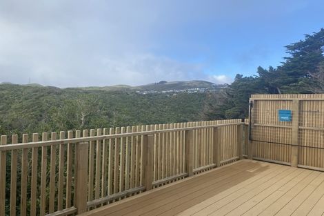 Photo of property in 13/6u Bushland Grove, Paparangi, Wellington, 6037