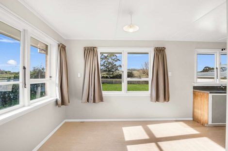 Photo of property in 1 Townend Street, Waipara, Amberley, 7483