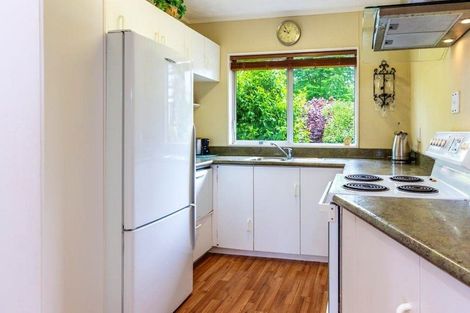 Photo of property in 18 Holland Grove, Richmond Heights, Taupo, 3330