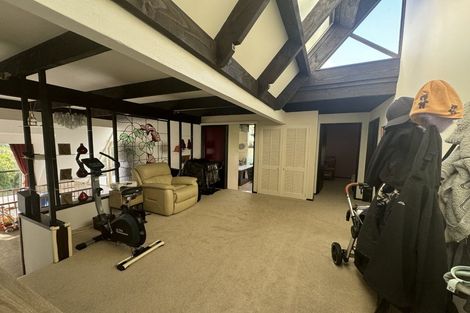 Photo of property in 454a Stokes Valley Road, Stokes Valley, Lower Hutt, 5019