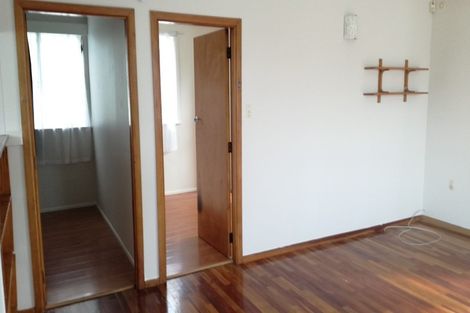 Photo of property in 14 Youngs Road, Papakura, 2110