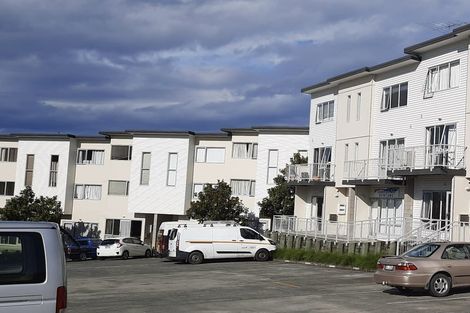 Photo of property in 592k Whangaparaoa Road, Stanmore Bay, Whangaparaoa, 0932