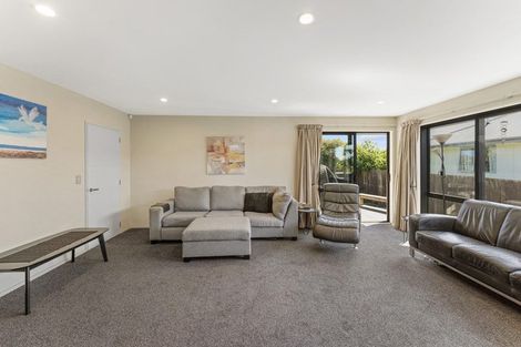 Photo of property in 48 Reginald Street, Burwood, Christchurch, 8083