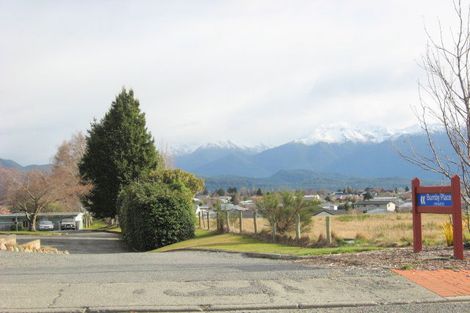Photo of property in 3 Burnby Place, Te Anau, 9679