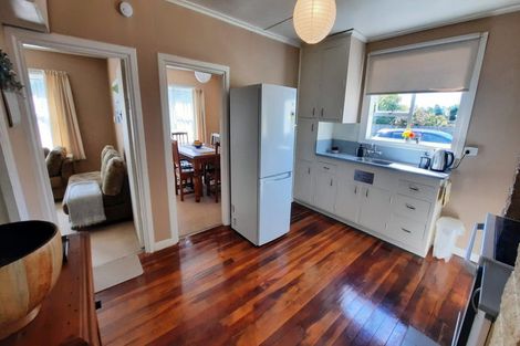 Photo of property in 27 Halsey Street, Clinton, 9534
