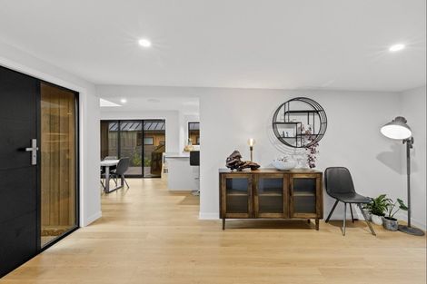 Photo of property in 28 Mcadam Drive, Jacks Point, Queenstown, 9371