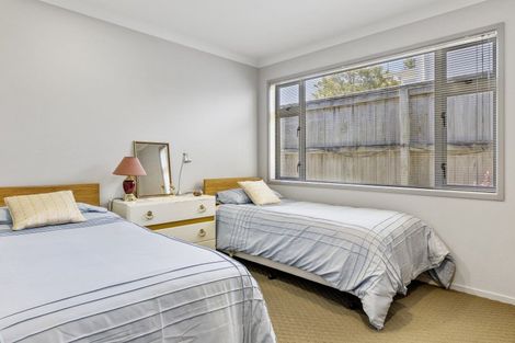 Photo of property in 2/30 Ingle Avenue, Waipahihi, Taupo, 3330