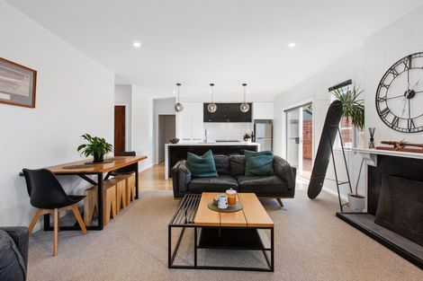 Photo of property in 44 Hardy Street, Waterloo, Lower Hutt, 5011